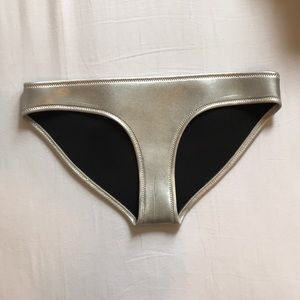 Triangl bikini Small Metallic Silver full bottom